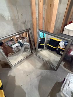Silver mirrors for bathroom, set of 2