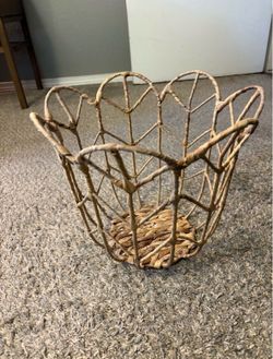 Wicker basket