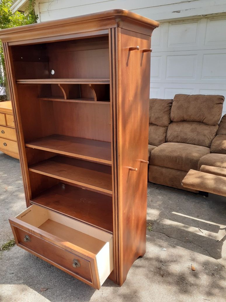 Bookshelves 2pcs SOLID WOOD GOOD CONDITION