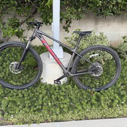 Trek Mountain Bike