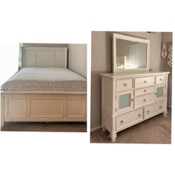 Queen Size Bedroom set Mattress Not Included
