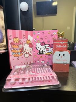 Hello Kitty Gift Set Bundle