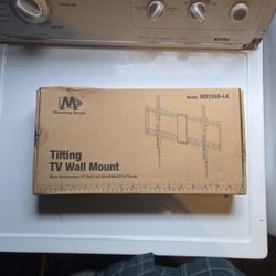 Mountain Dream Tilt TV Wall Mount MD2268-lk