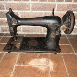 Antique Singer Sewing Machine 