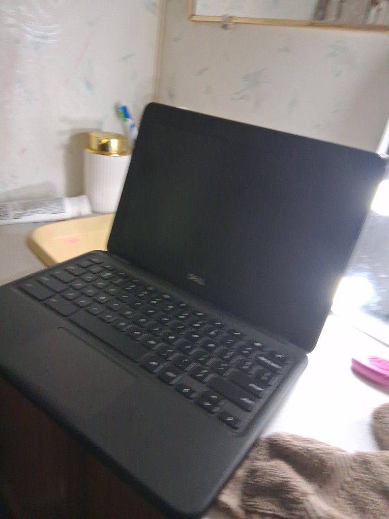 Dell Chromebook 3100 (Pick Up Only)