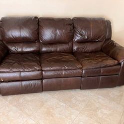BEAUTIFUL BROW LEATHER COUCH 