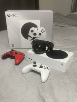 Microsoft Xbox Series S Console Digital 