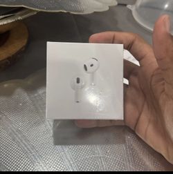 AirPods 4
