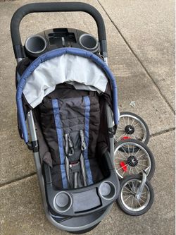 LIKE NEW— GRACO Jogging Stoller