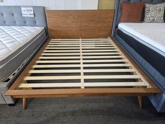 BRAND NEW WALNUT WOODEN MIDCENTURY MODERN QUEEN PLATFORM BEDFRAME