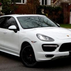 2O14 CAYENNE GTS steering wheel