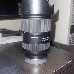 Sony 28-75mm F/2.8 Lens