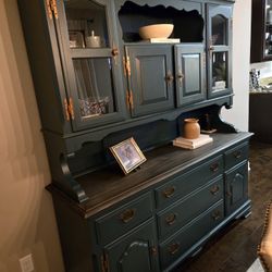 Vintage Dinning Room Server