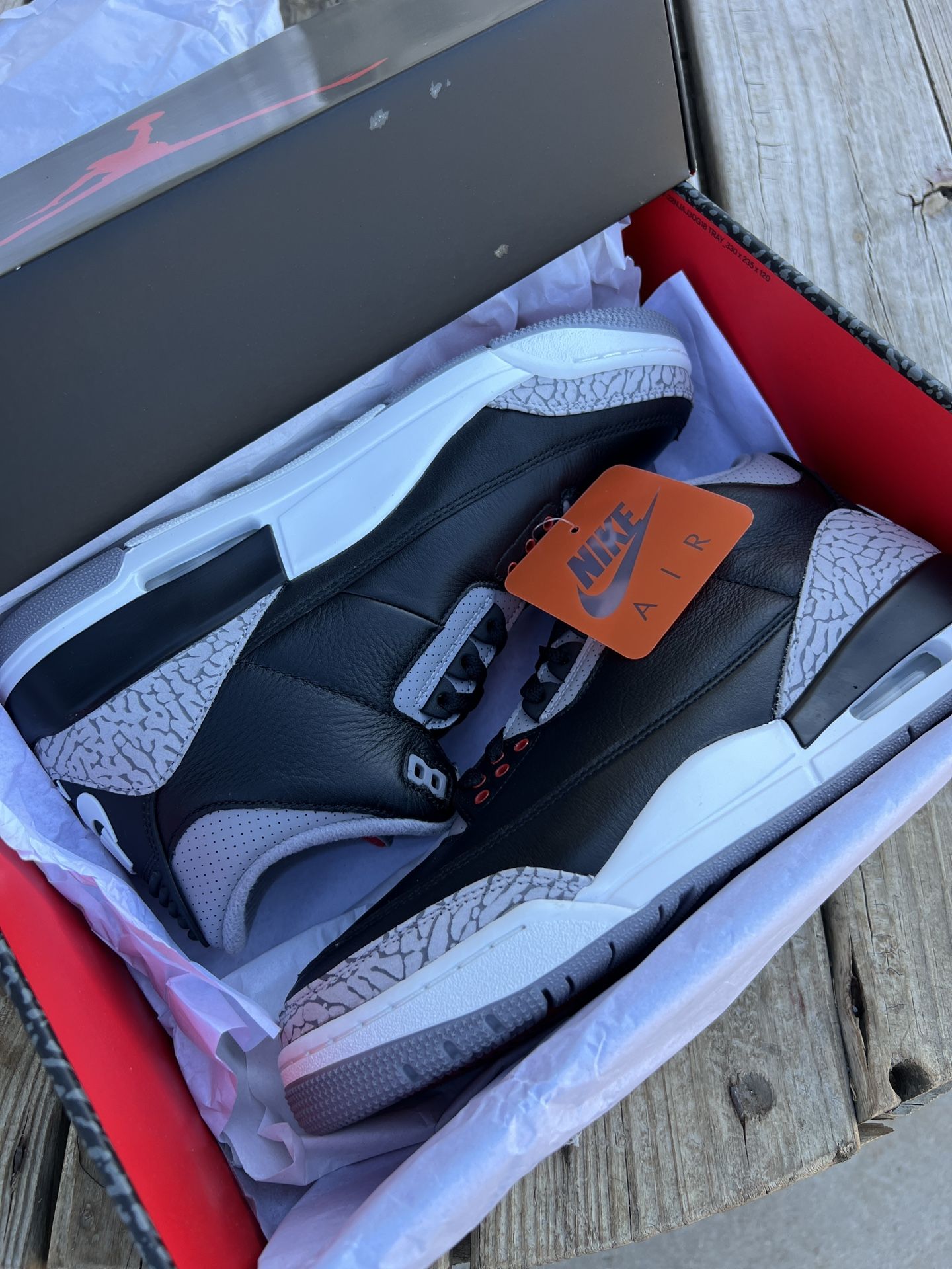 Jordan Retro Black Cement 2024