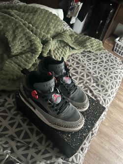 Air Jordan Spizike Low-Top Sneakers