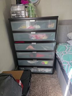 Moving out sale