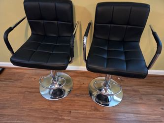 4 stylish swivel chairs
