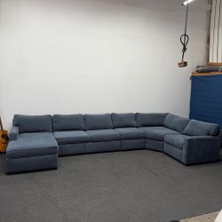 $950 · Macy’s Radley 5-Piece Fabric Chaise Sectional Sofa (4k Retail) 🔵 Heavenly Naval Blue - Can Deliver