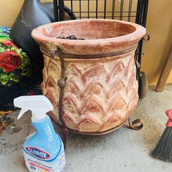 Moving Sell Large Planter With Iron Stand 