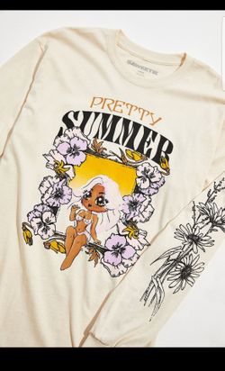 New Urban Outfitters Saweetie Tee Size XL