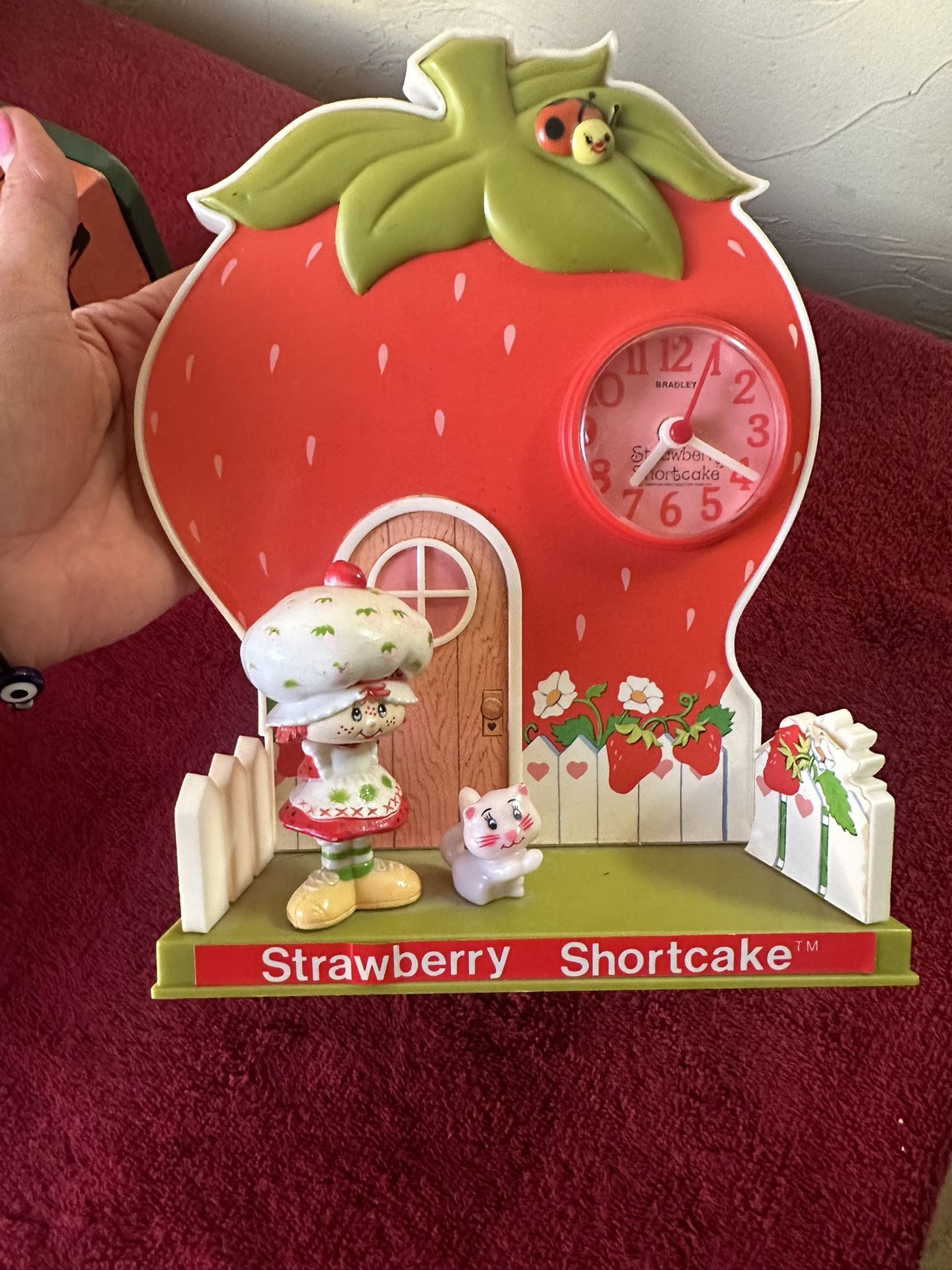 Vintage Strawberry Shortcake Clock 