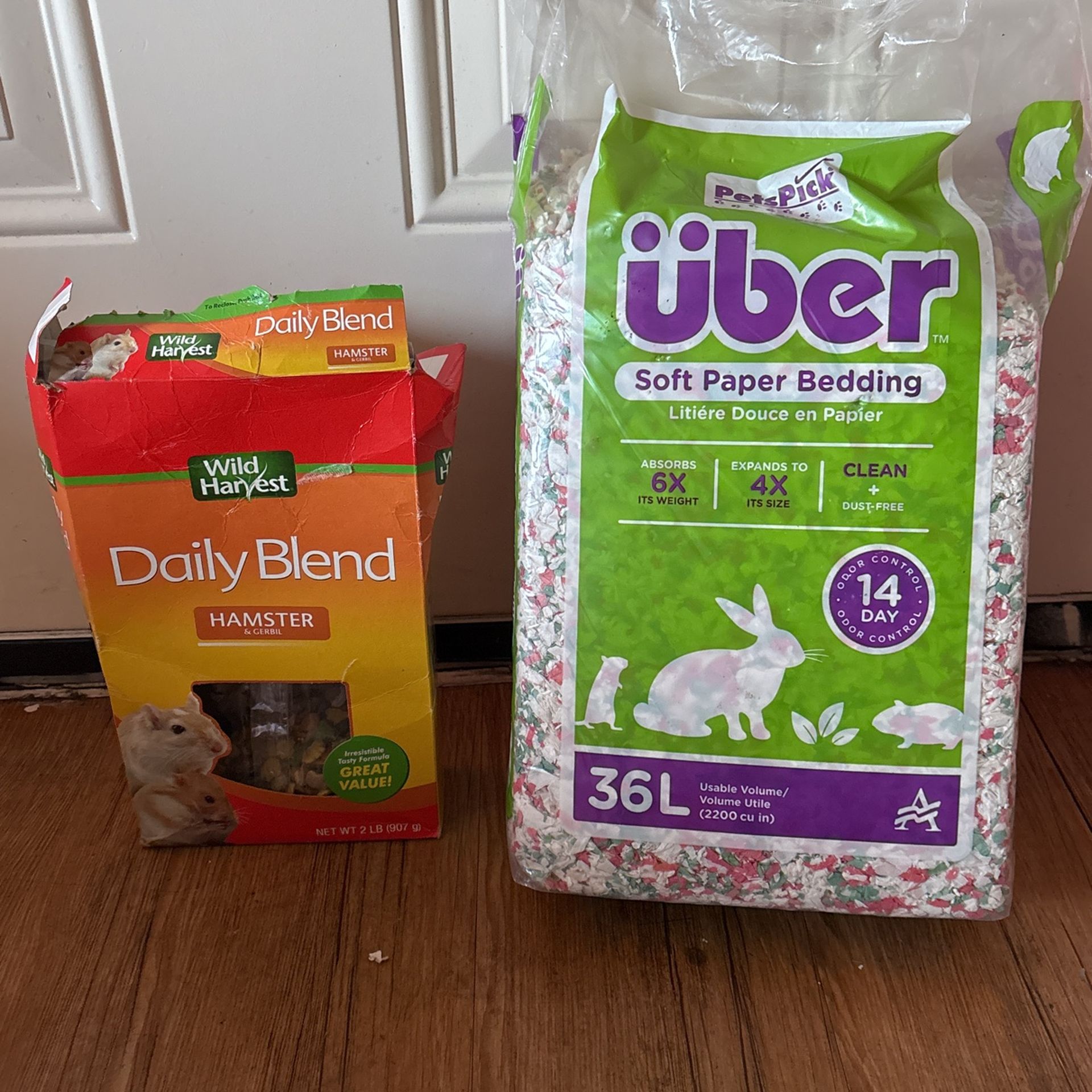Hamster Food/ Bedding Cage