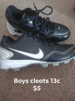 Nike Boys cleats size 13c