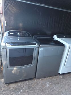Whirlpool Washer and dryer both works good 💯 2️⃣month's warranty ✅️