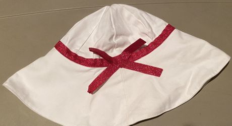 Girls kids American Girl Size L/XL hat