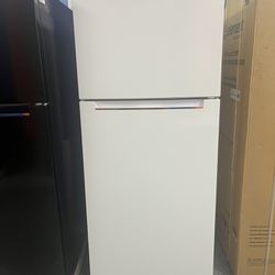 Element Top Freezer 27.7” Width Refrigerator 