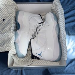 Jordan 11 Legend Blue