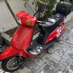 1999 Yamaha Ms (Red) Scooter/motorcycle 