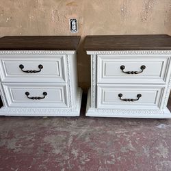 Great pair of matching nightstands