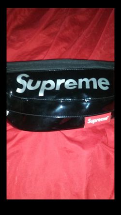 Supreme fanny pack (100% authentic)