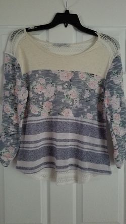 Cute top size Medium
