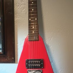 Guitar Electric First Act Plays 3/4 Size