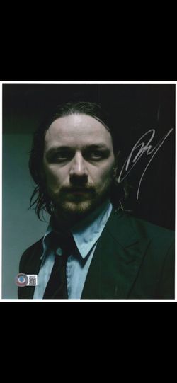 James McAvoy Signed 8x10 Photo Autograph Beckett BAS Certified X-Men Split