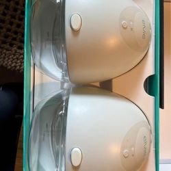 Elvie- Breast Pump. 