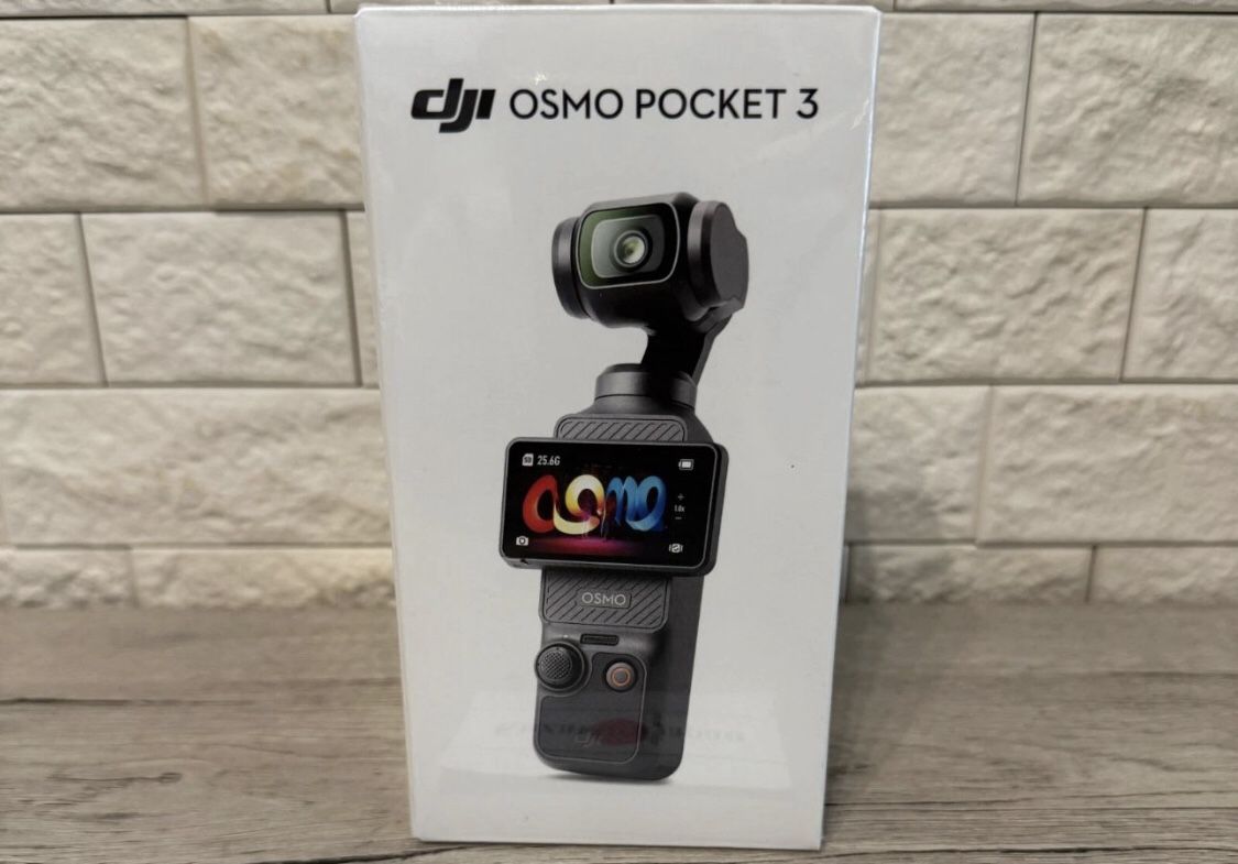 DJI Osmo pocket 3 4k handheld camera with rotatable touchscreen