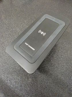 Phone charging mat