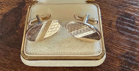 Vintage Gold Tone Oval Cufflinks Pair