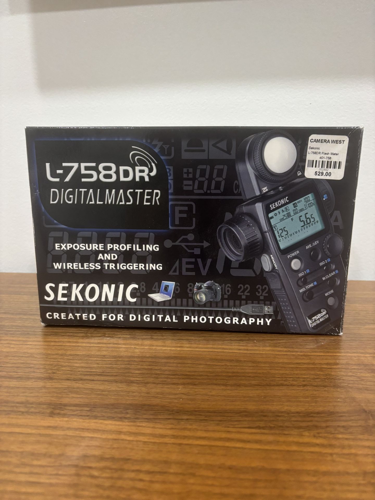Sekonic L-758DR DigitalMaster Flash Meter w/ USB, Software, Strap, more- NIB