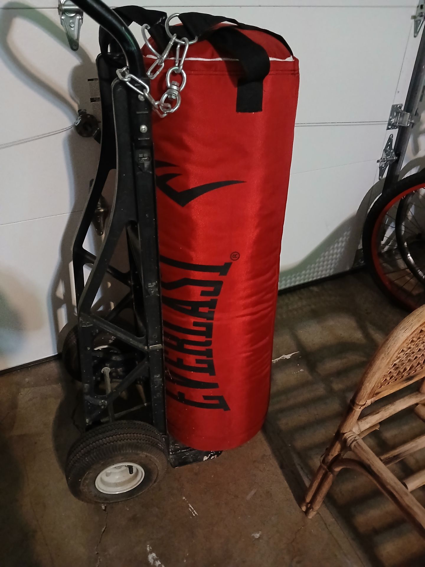 Everlast heavy bag