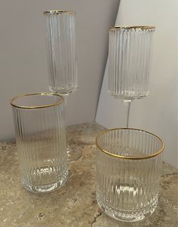Vintage Glassware Set - Set of 4