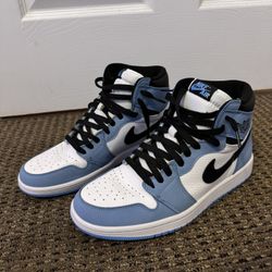 Air Jordan 1 Retro High University Blue