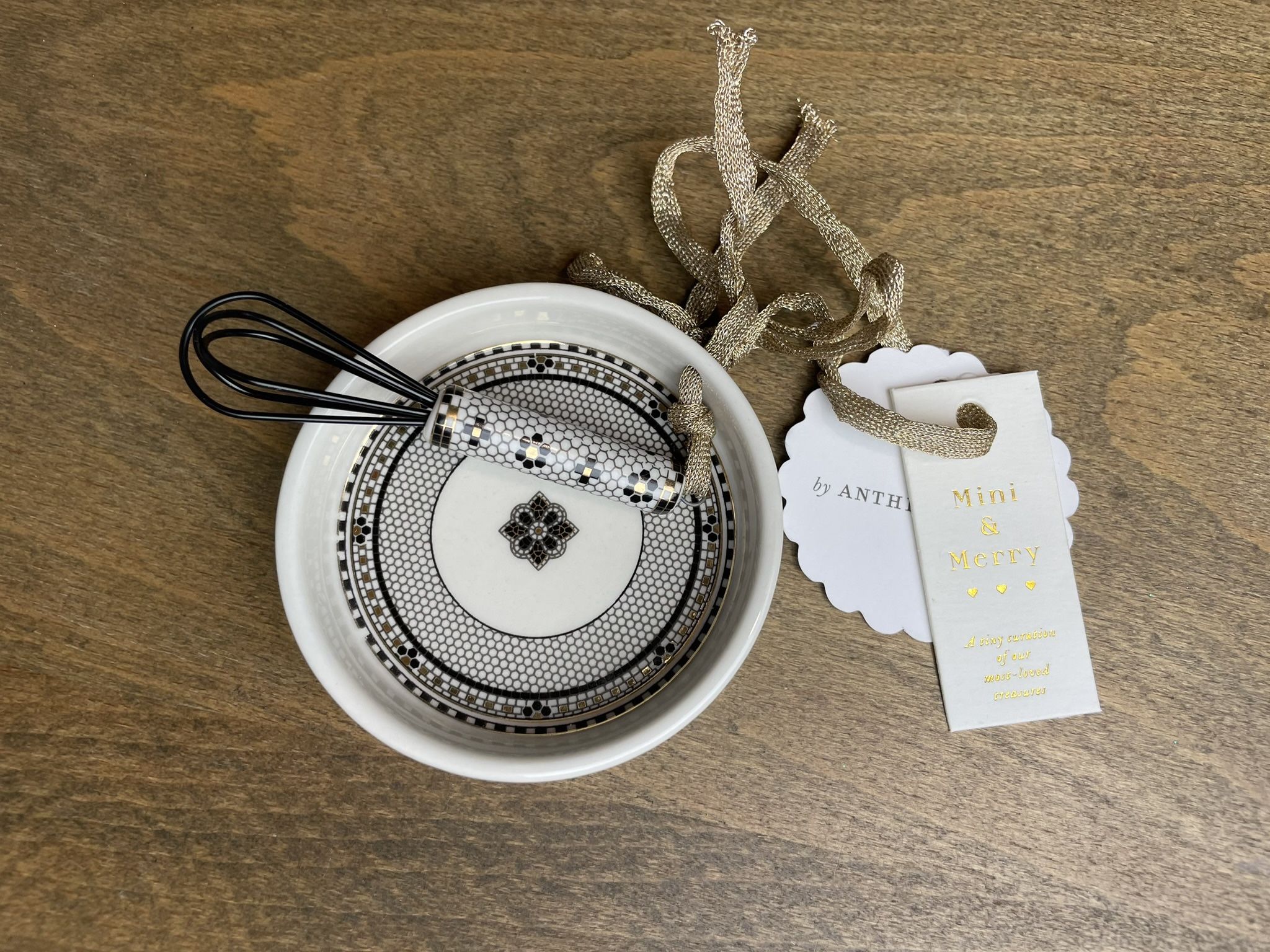 Anthropologie Bistro Tile Baking Ornament Mini Pie Dish & Whisk