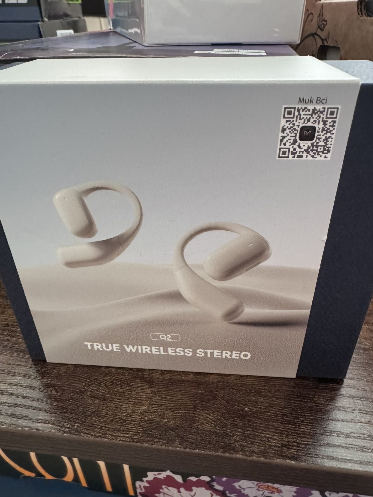 true wireless stereo（brand new in box）