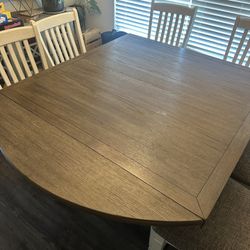 Bolanburg Counter Height Dining Table and 6 Barstools