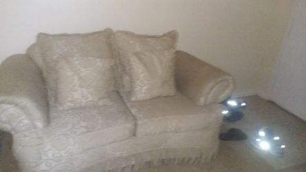 Couch and Loveseat excellent condition