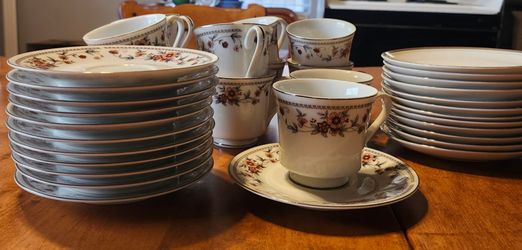 Mixed Set For Tea Party, Baby Or Bridal Shower, 10 Cups And Saucers, 10 Dessert Plates